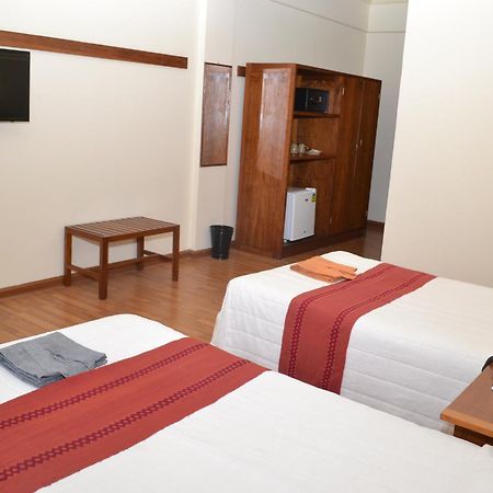 Bagan Thiripyitsaya Sanctuary Resort Bagian luar foto