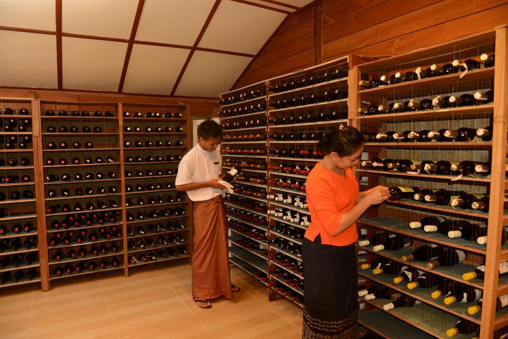 Bagan Thiripyitsaya Sanctuary Resort Bagian luar foto