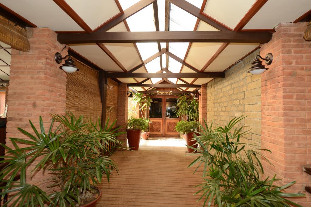 Bagan Thiripyitsaya Sanctuary Resort Bagian luar foto