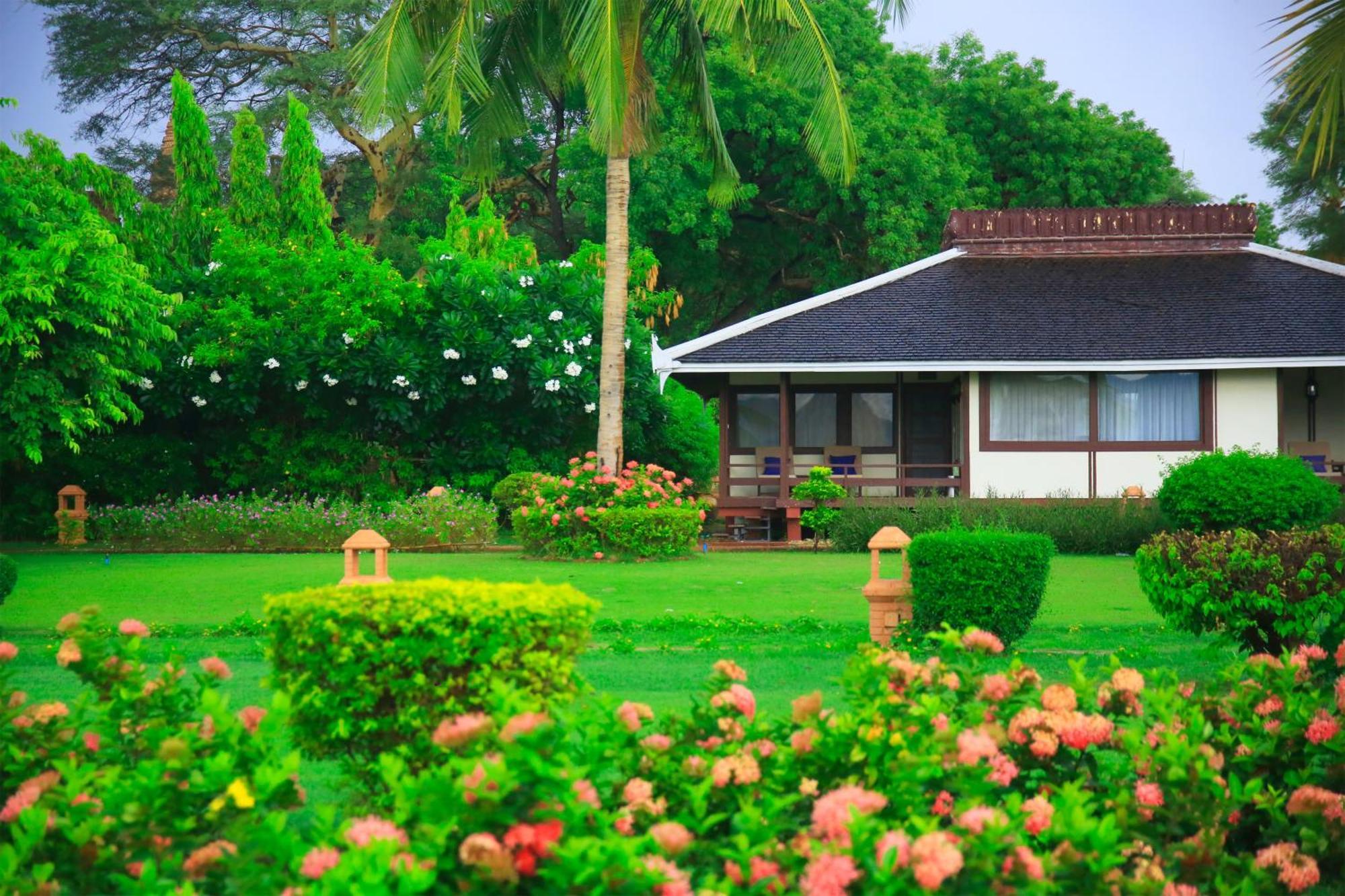 Bagan Thiripyitsaya Sanctuary Resort Bagian luar foto