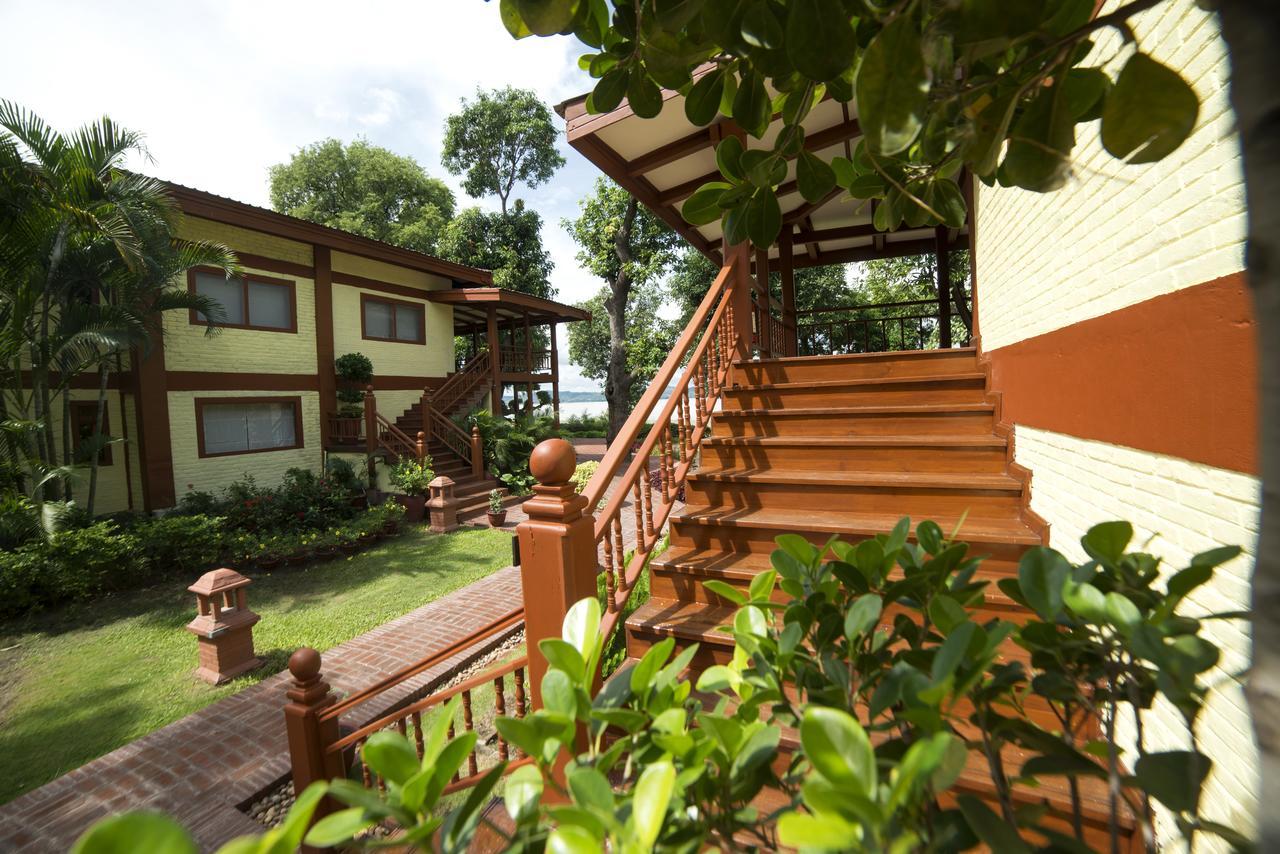 Bagan Thiripyitsaya Sanctuary Resort Bagian luar foto
